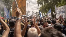 argentina-protest-feb-11-2.jpg